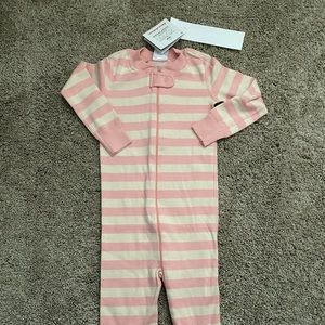 Hanna Andersson 18-24 mos (size 80) onesie PJs